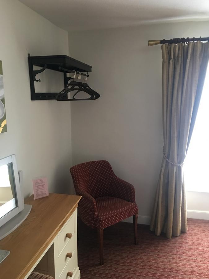 Winston Manor Guesthouse Rooms Churchill  Buitenkant foto