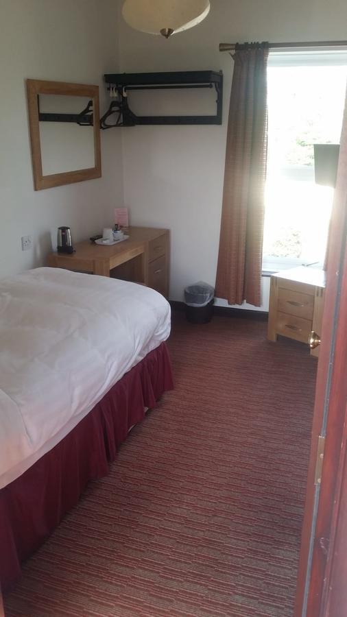 Winston Manor Guesthouse Rooms Churchill  Buitenkant foto