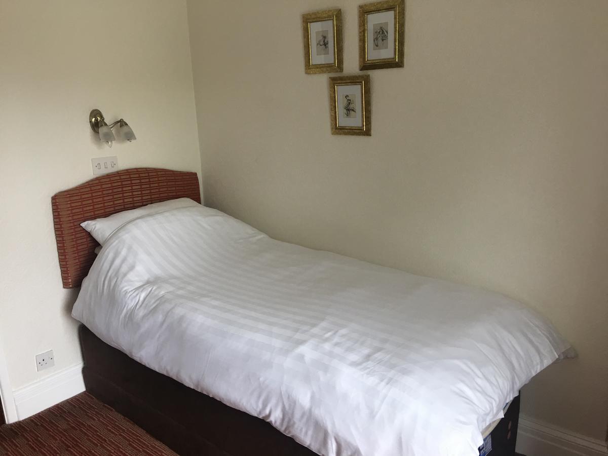 Winston Manor Guesthouse Rooms Churchill  Buitenkant foto