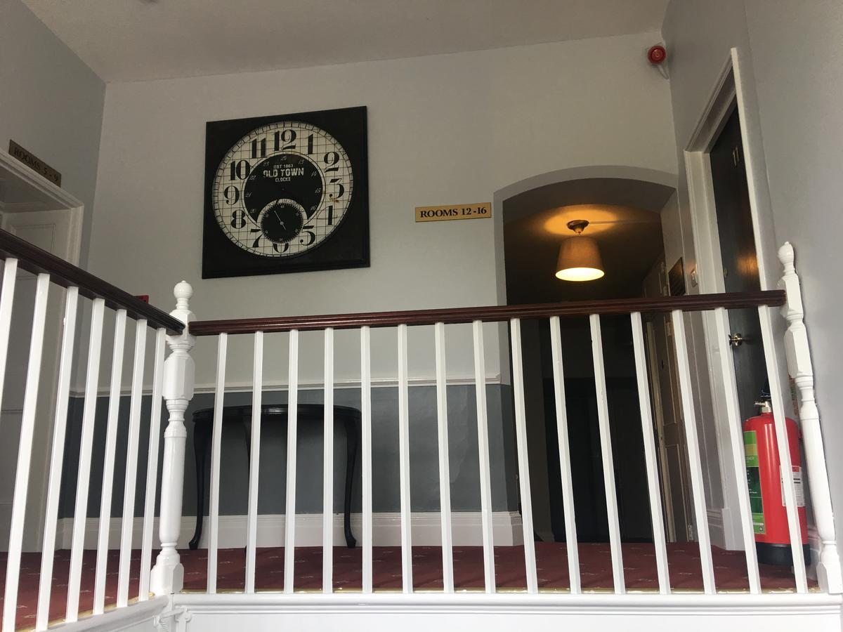 Winston Manor Guesthouse Rooms Churchill  Buitenkant foto