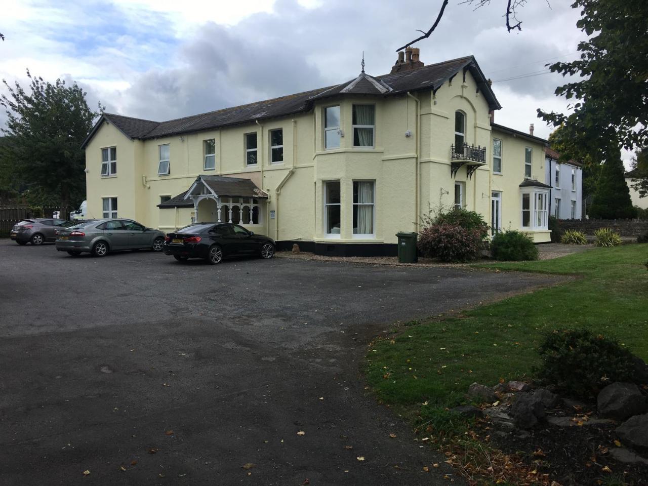 Winston Manor Guesthouse Rooms Churchill  Buitenkant foto